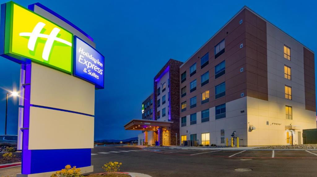 Holiday Inn Express & Suites – Harrisonburg University Area , an IHG Hotel